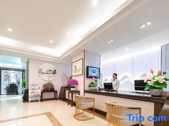 Yufengshan Hotel (Liuzhou Maanshan park railway station）