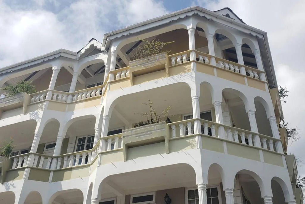 Unit 4 Private Apartment - Roseau