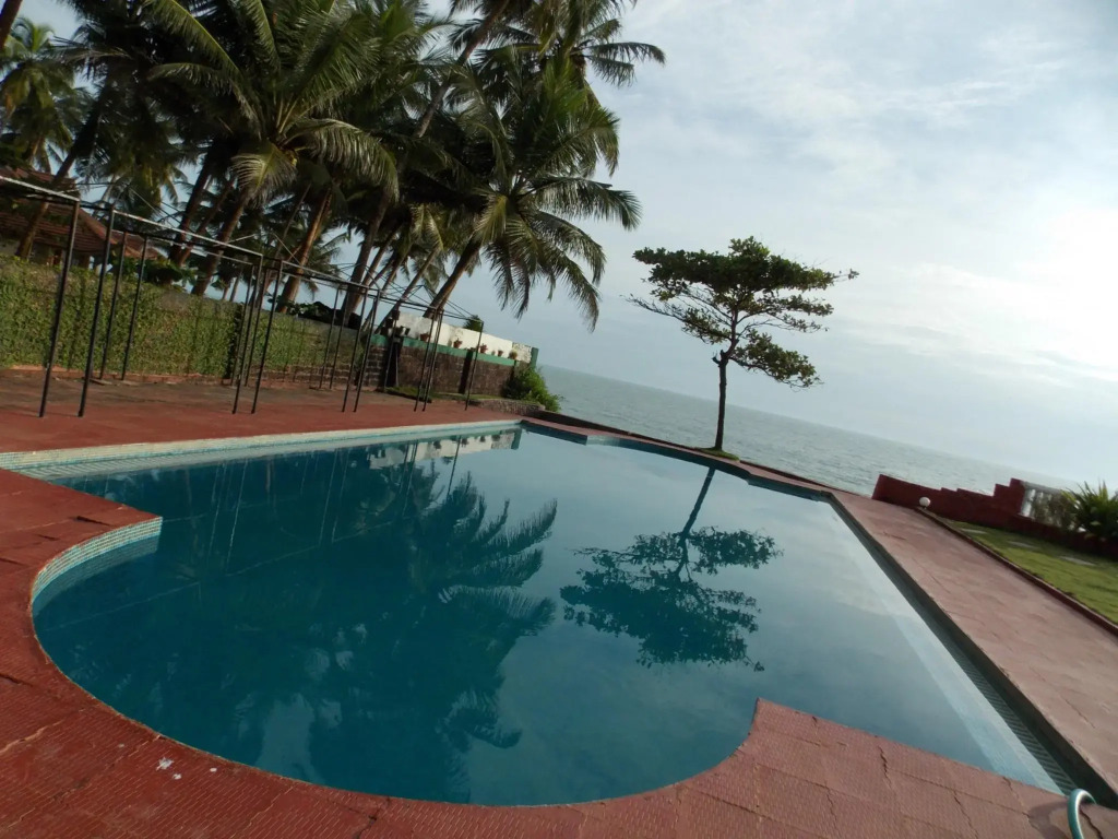Mascot Beach Resort