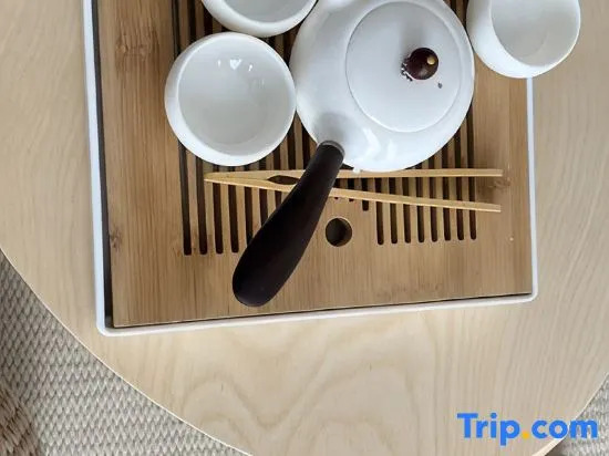 Qingcheng Homestay (Kunming Xinying New City Bailong Road Subway Station Branch)