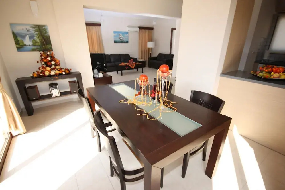Seaside 2-Bedroom Villa with Private Pool, Garden WiFi Your Perfect Escape
