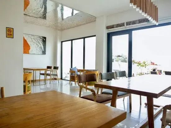 Xi'an Seascape Design Homestay and Travel Rental in Haitang District, Sanya City (Wuzhizhou Branch)