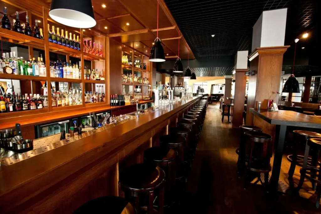 Golden Tulip Amsterdam Art