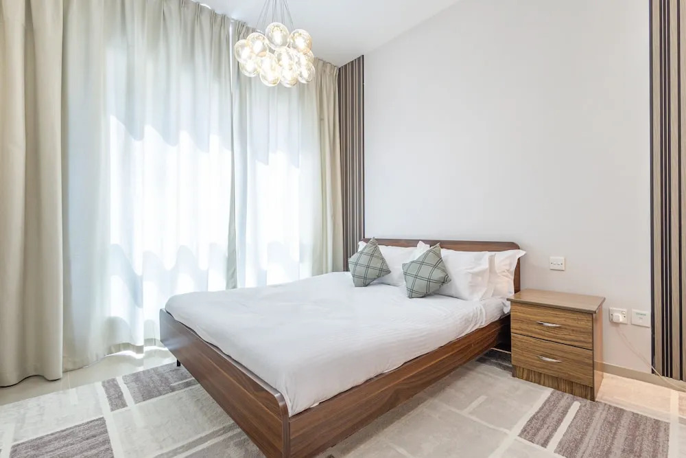 SuperHost - Tranquil Oasis in the Heart of Dubai Lakepoint N2