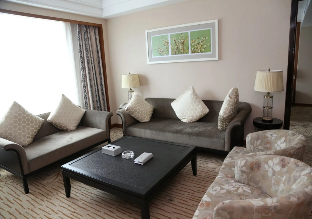 Sky Line Hotel