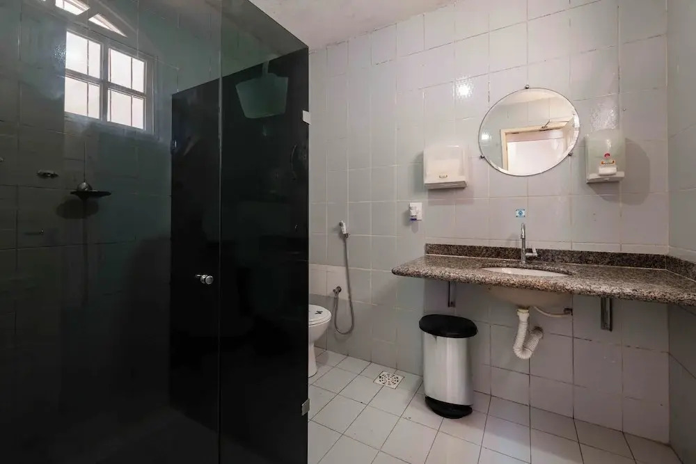 Onça da Praia Hostel