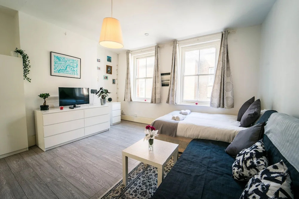 Simple Studio flat in heart of Brick ln