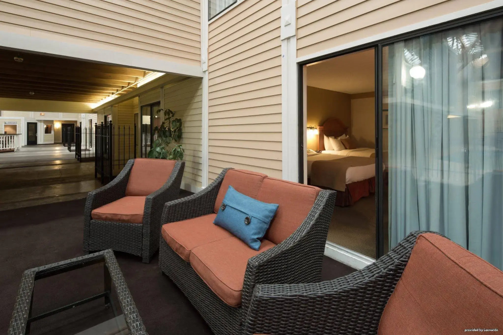 Best Western Plus Como Park Hotel