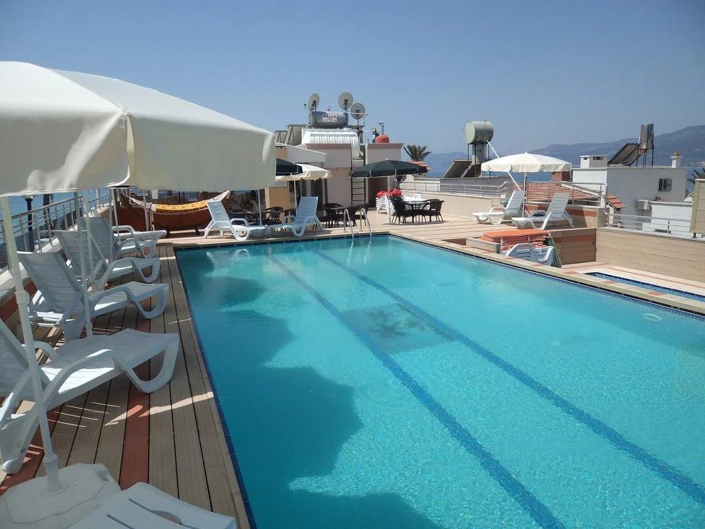 Zeus Hotel