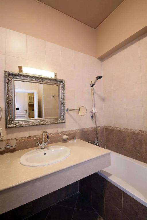 Alisa Hotel
