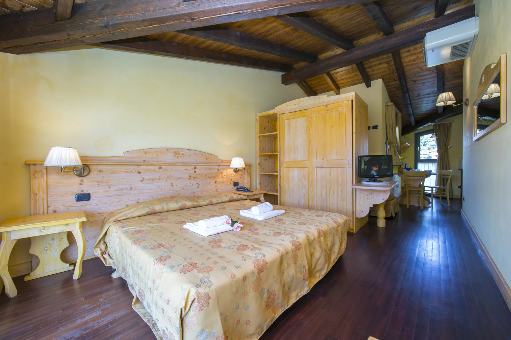 Montelago Charming Relax 3