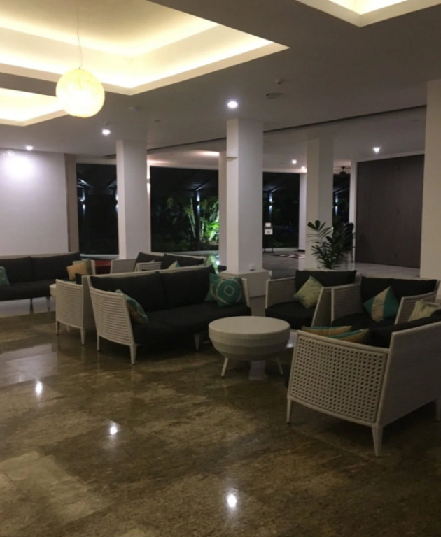 Tanoa International Dateline Hotel