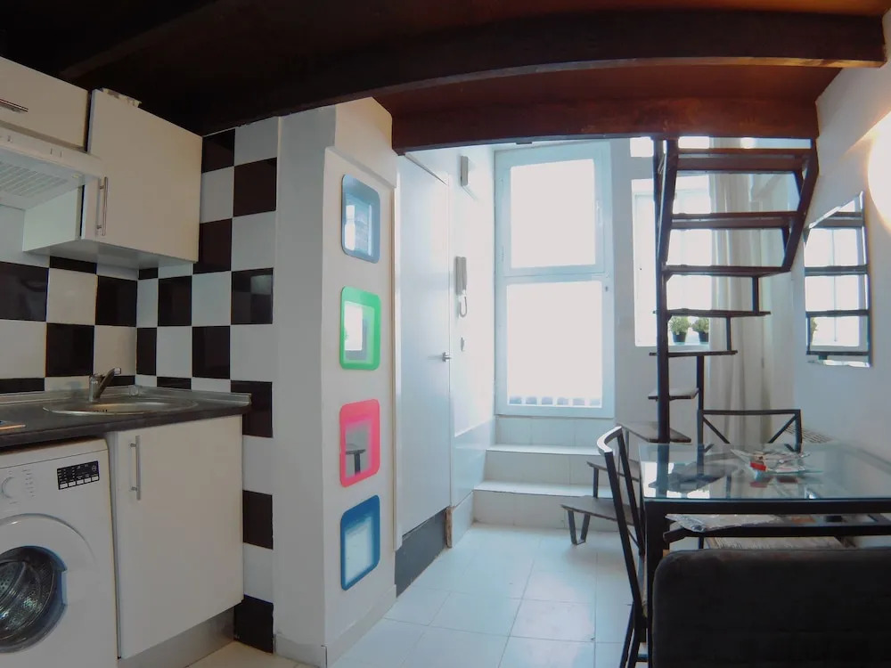 Estudio cercano a Plaza Castilla CBA8