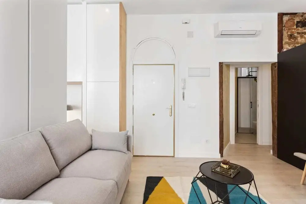 Modern 1 Bed Apt, Sleeps 4 nr Lavapies