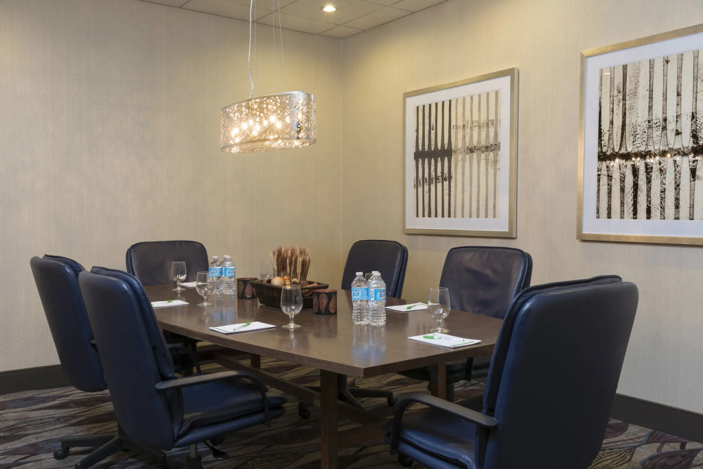 Holiday Inn Chicago - Elk Grove