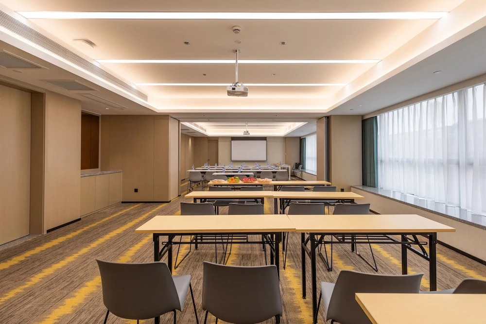 Guangzhou Baiyun Airport MeHood Liz Hotel