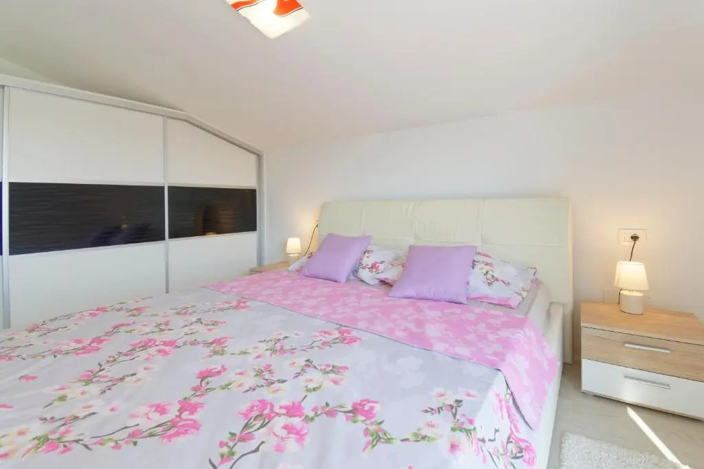 Apartments Goran by Rent Istria