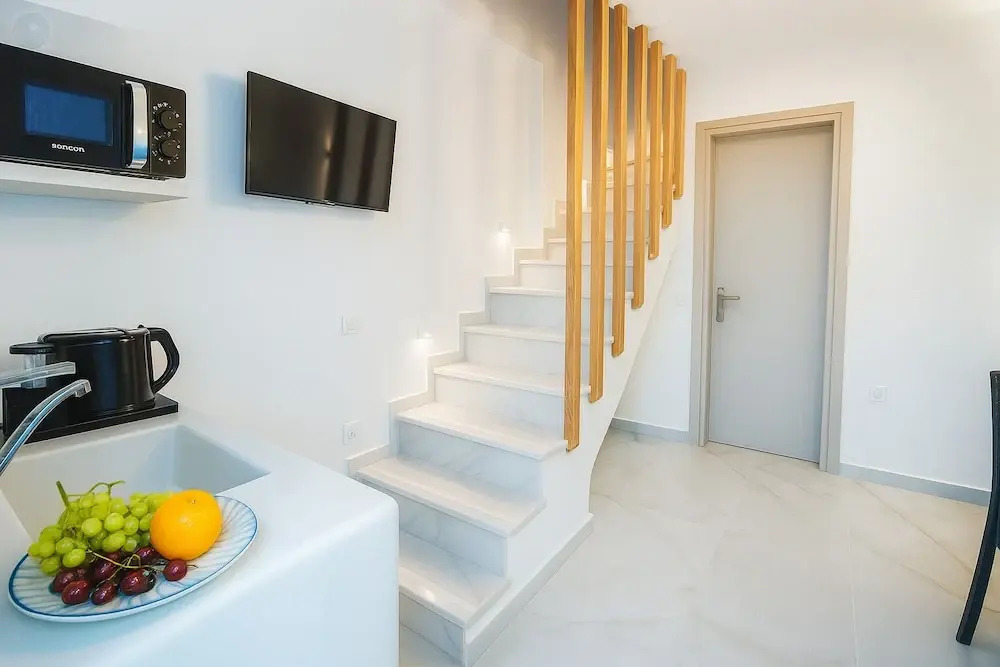 SantoNight Luxury Villas