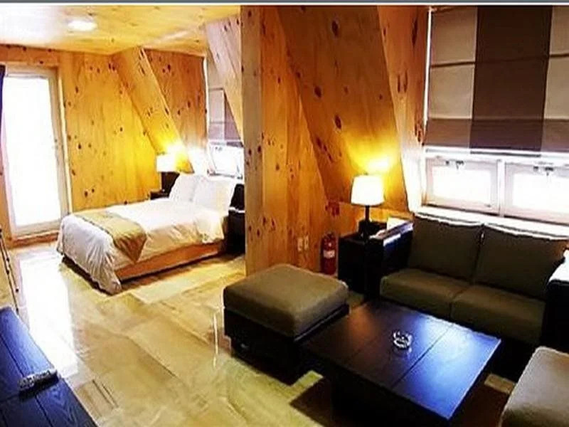 L'Casino Hotel