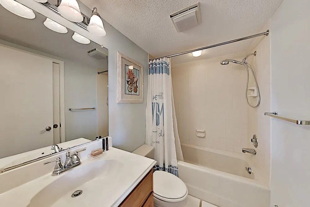 Shelter Cove Marina Condo #7129 Condo