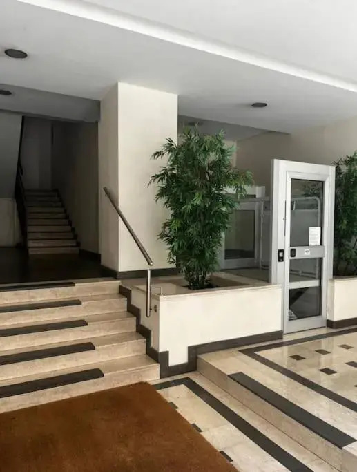 Suite 220