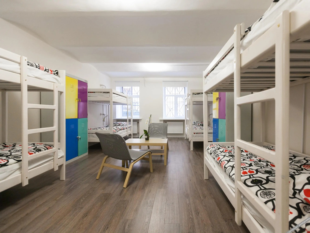 Positive hostel 