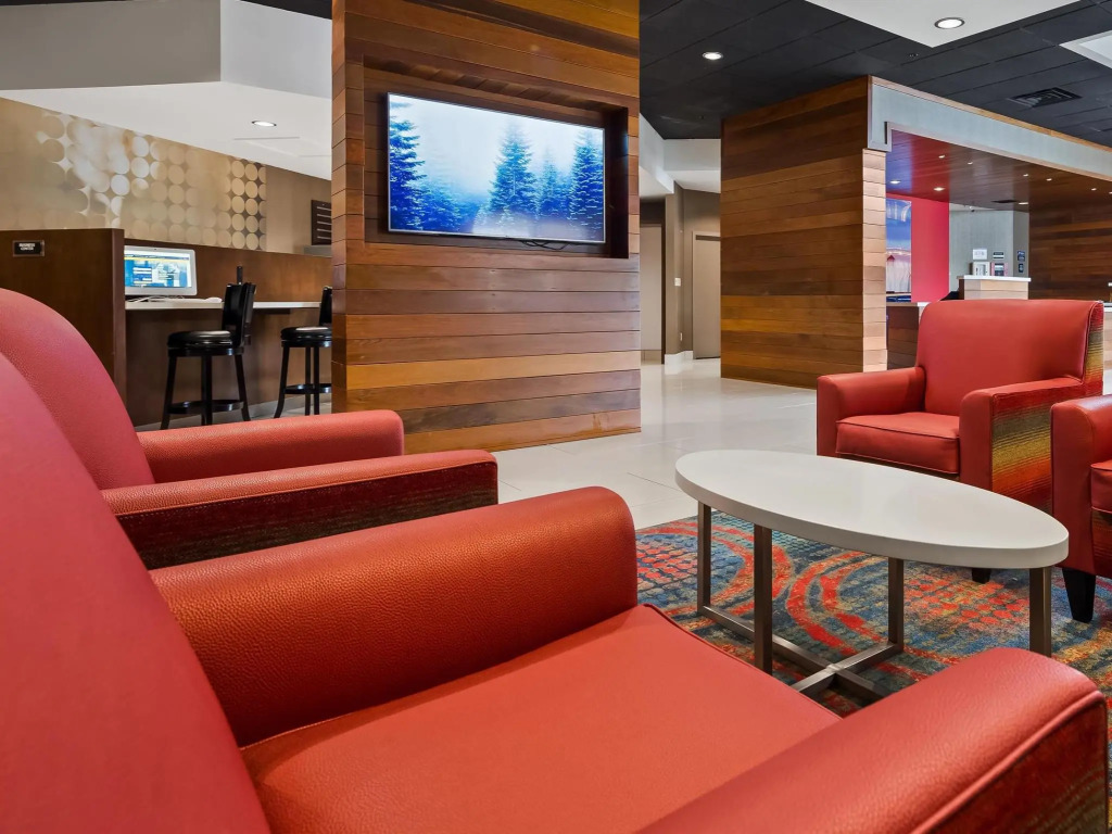 Holiday Inn Brookfield - Milwaukee by IHG