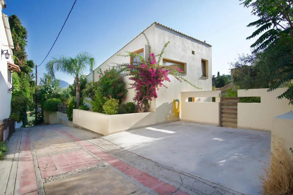 Heraklion-Knossos Luxury Home