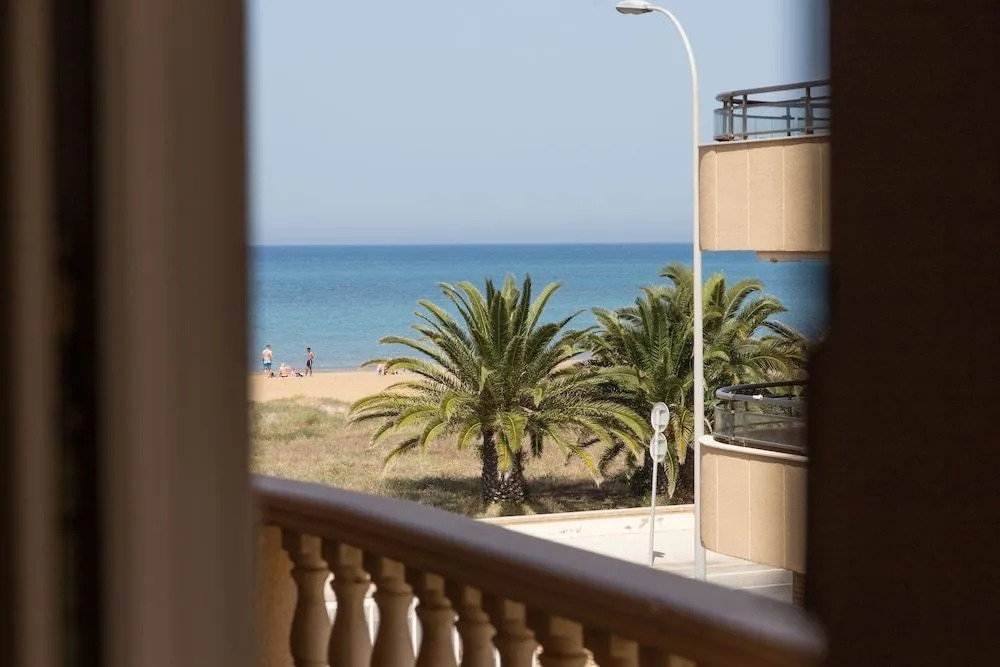 Dénia Front Beach Apartment