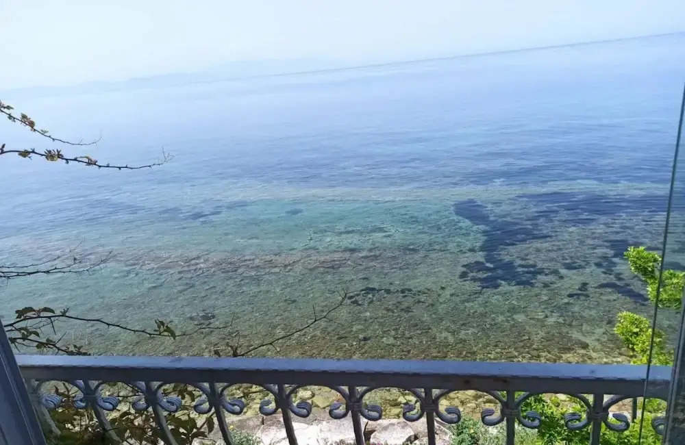 Amazing House With Balcony and Mesmerizing View Right Next to the Sea in Kusadasi