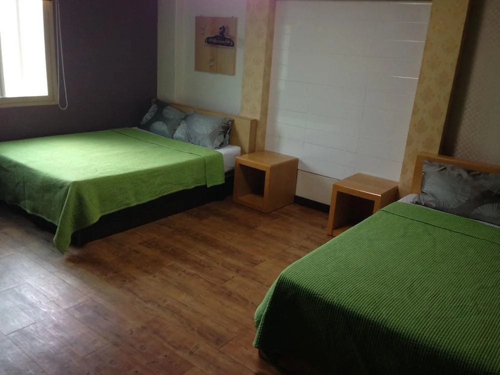 Suanbo Hot Spring Healing Hotel
