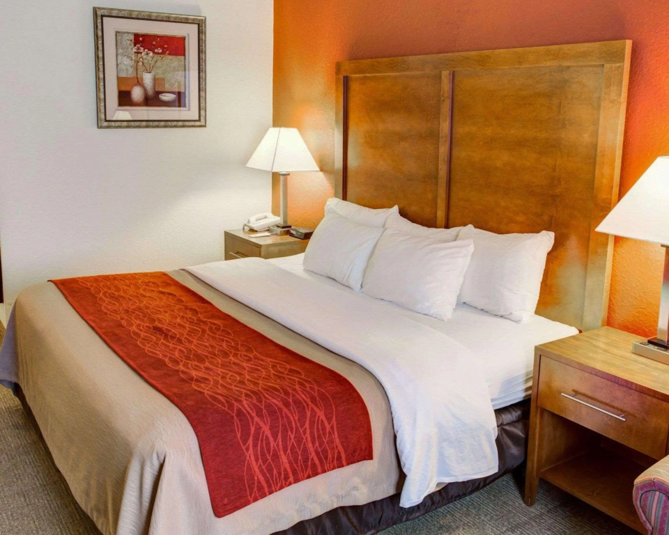 Comfort Inn & Suites North Greenfield