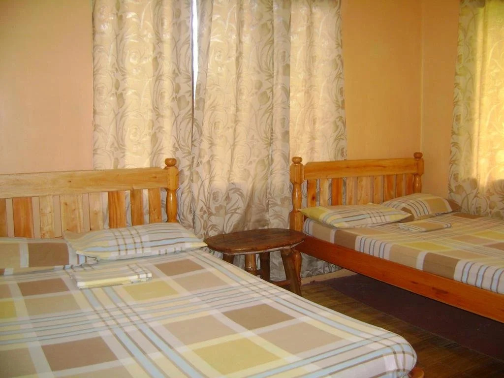 Victoria Guest House and Cottages
