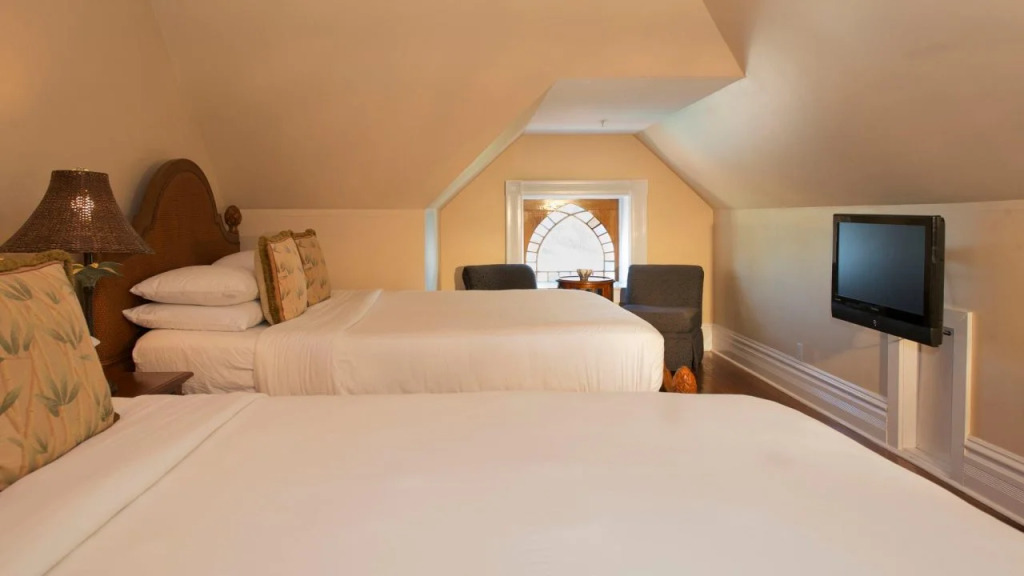 Southernmost House - Adult Exclusive