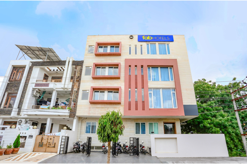 FabHotel Shiv Rachna - Mansarovar