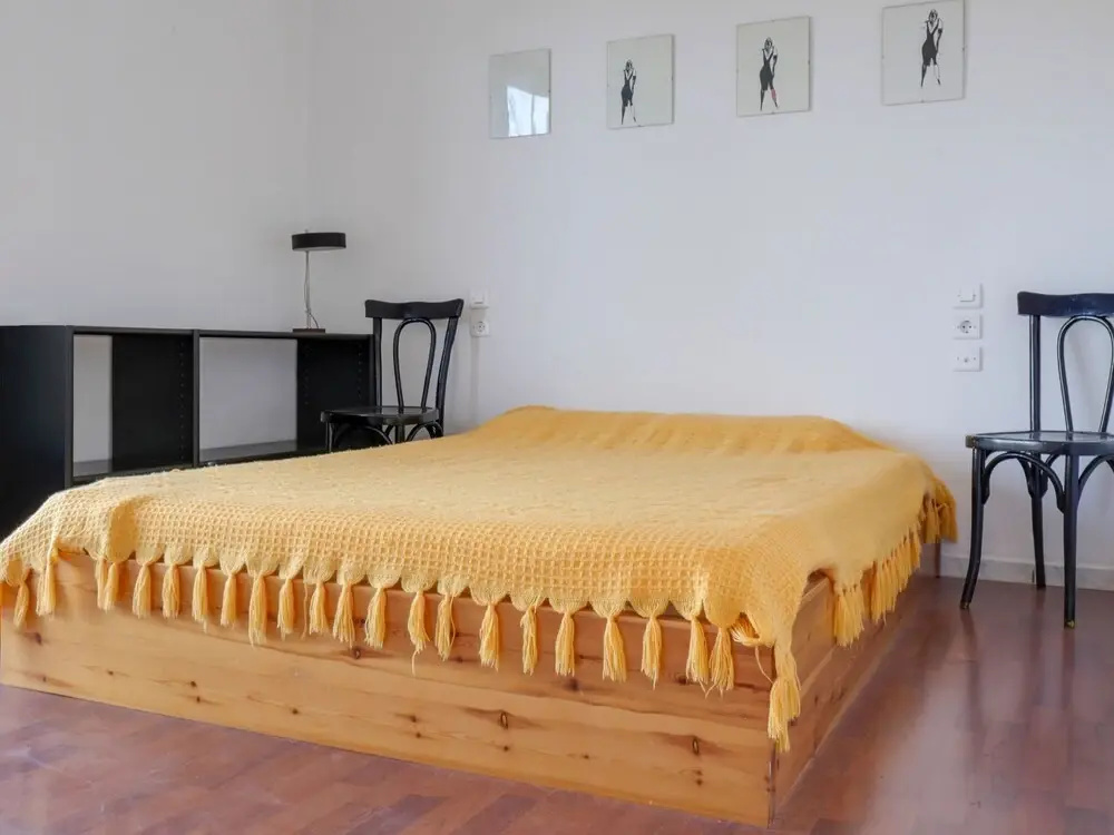 Cosy House Boat in Platanidia with Swimming Pool
