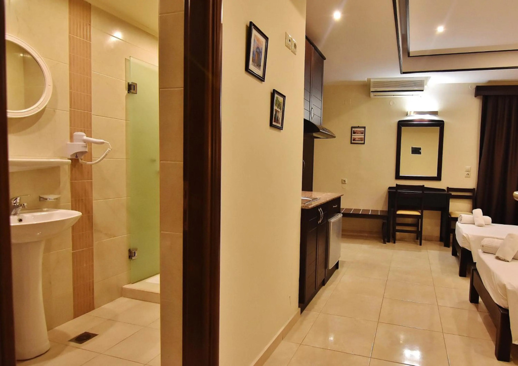 24 Seven Boutique Hotel