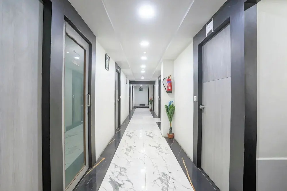FabHotel S.S - Opp. Vishwakarma Engineering College