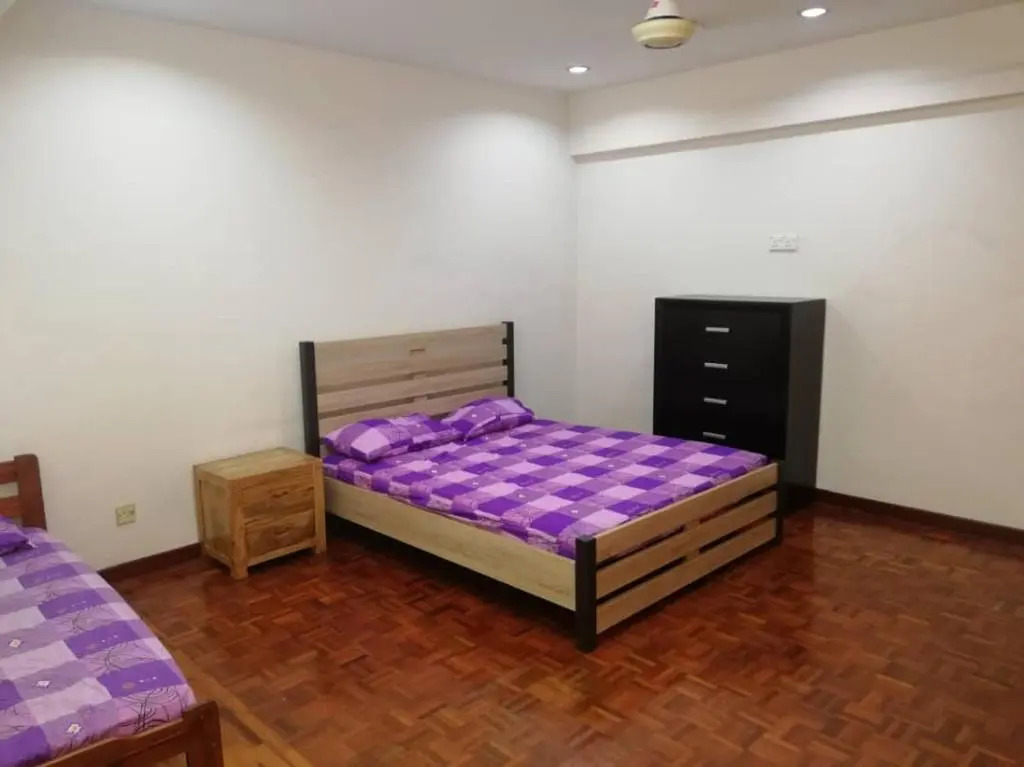 Sweethome for 7 travellers at seremban