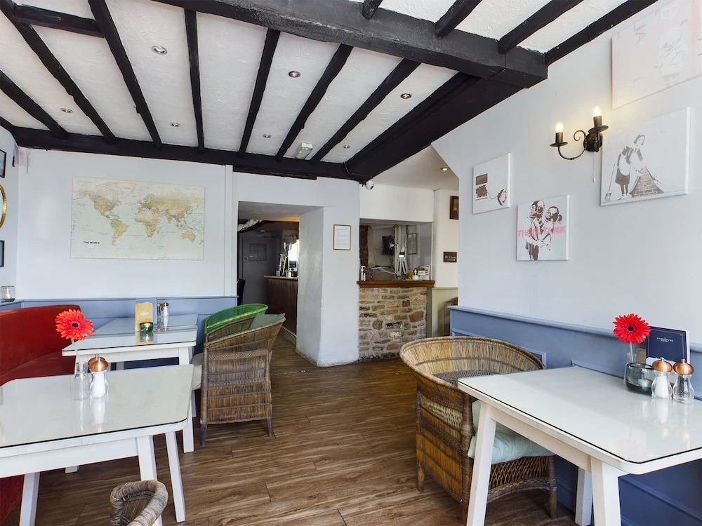 The Oakhouse Hotel