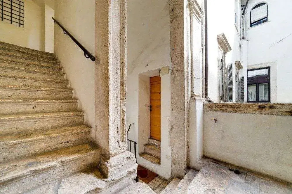 Amazing Apt/historic Building/ghetto, Serviced by Hostmaker