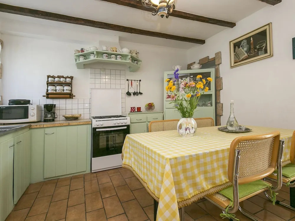 Charming Holiday Home With Private Pool Near Labin, Beach 13 km