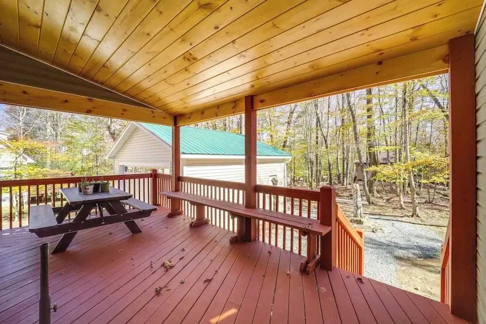 Pet-friendly Beech Mtn Home, 2 Mi to Skiing/hiking