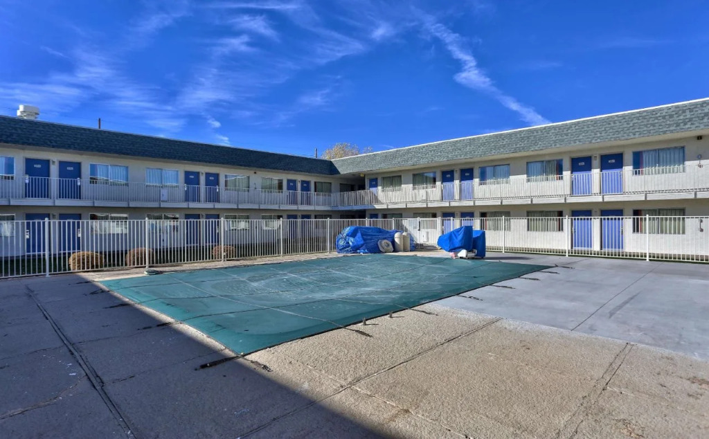 Motel 6-Flagstaff, AZ - Butler