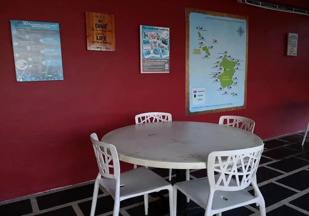 Riverbank Dungun Guesthouse & Cafe