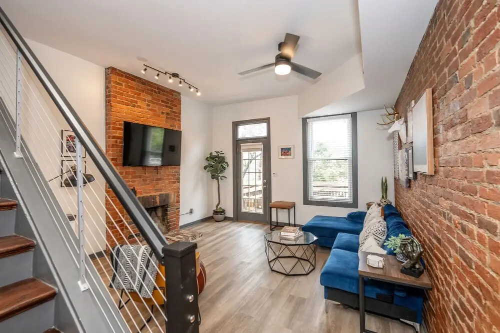 Mansfield Modern Oasis