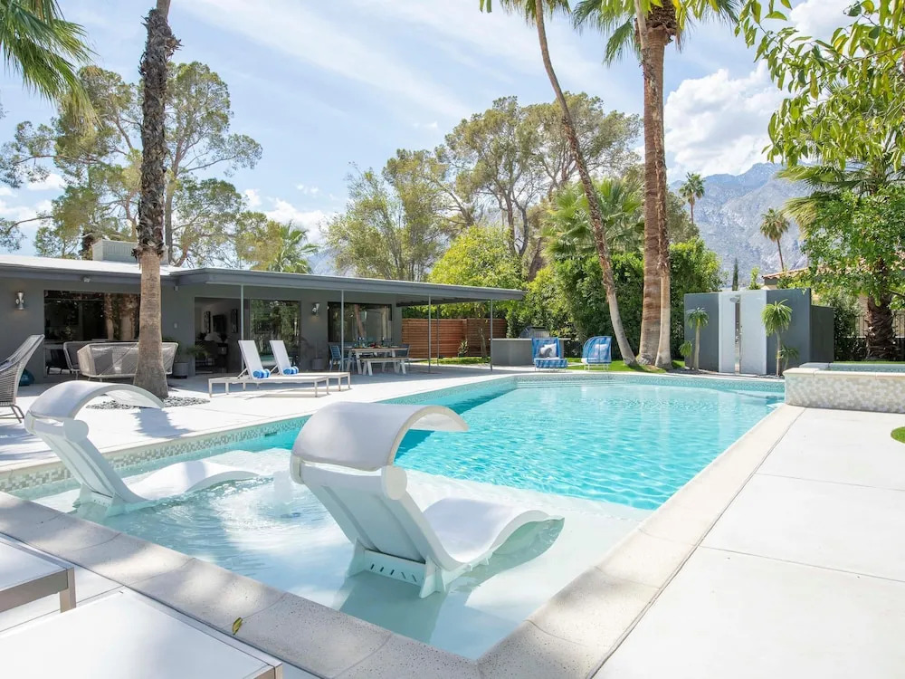 West Elm House: The Seven-Eighty by ACME House Company