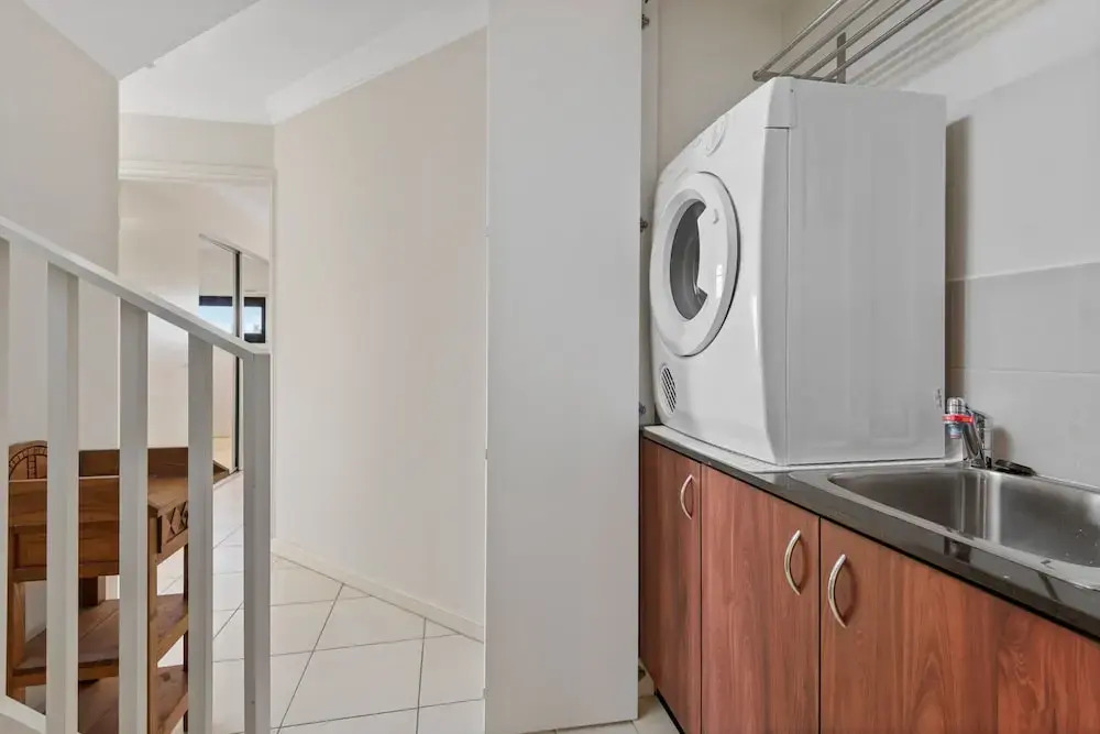 Split-level 2BR With City-view and Separate Study