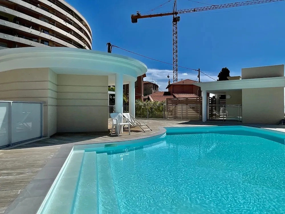 Beautiful apt With Terrace Pool - Near Monaco