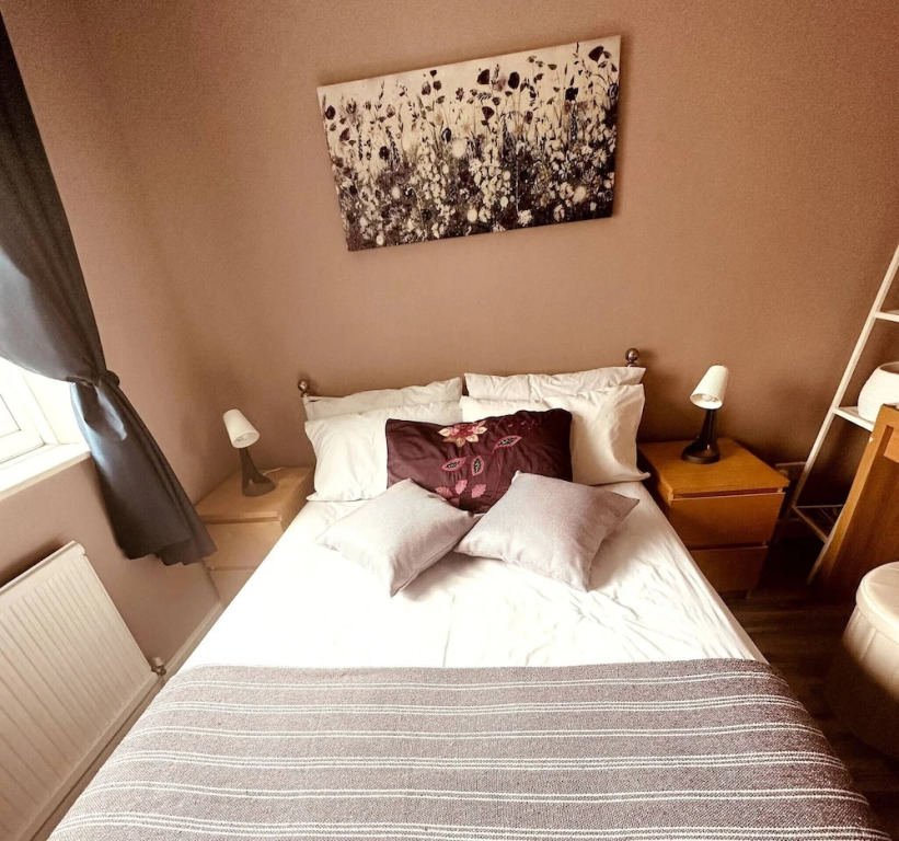 NKN Cosy Maisonette Dartford Station Free Parking
